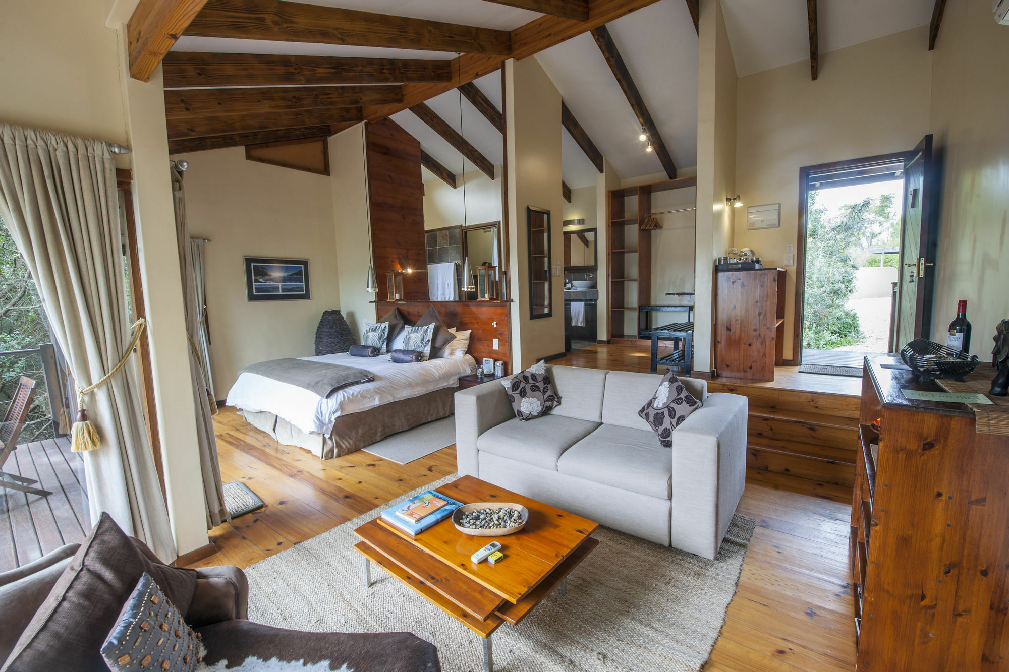 Elephant Hide Of Knysna Guest Lodge Luaran gambar